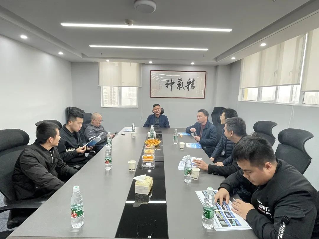 5258.jpg 探讨目前大数据时代企业数字化转型发展
