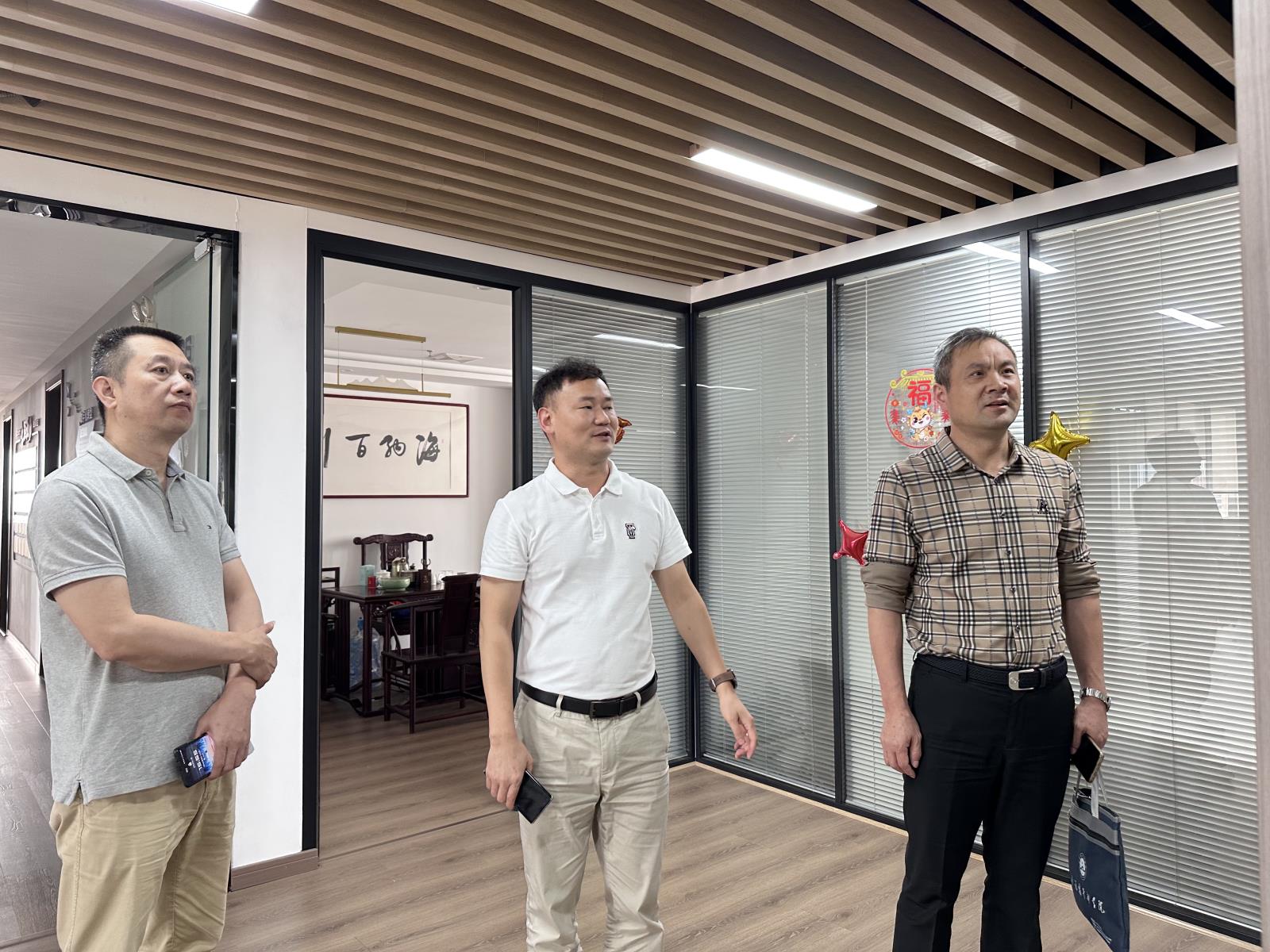 微信图片_20240607093841.jpg 旨在加强企业法治文化建设