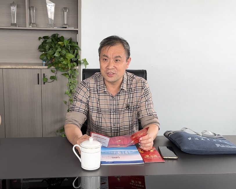 e9e250f0770355a71c1adfa3226669b.png 同题参见6月6日