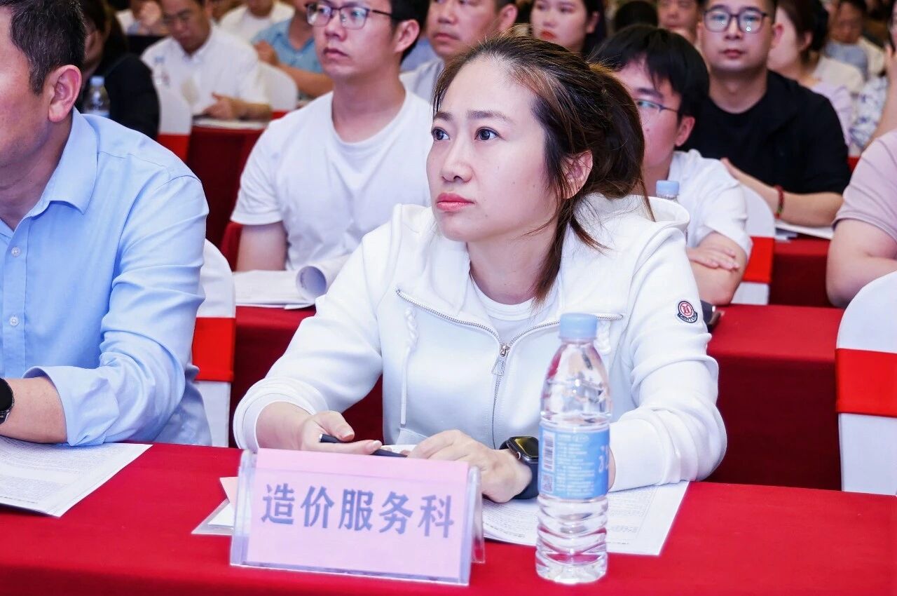 3.jpg 行业专题公益讲座在赣州顺利举办