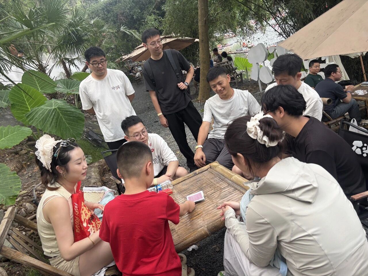 4.jpg 大家自由解锁多样趣味玩法